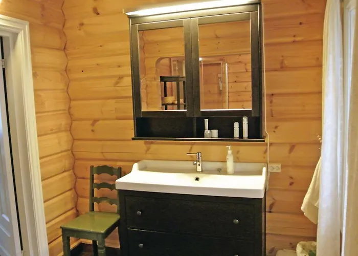 Hol With A Fireplace 02 *