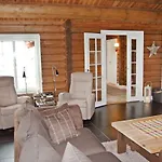 Hol With A Fireplace 02 Holiday home *