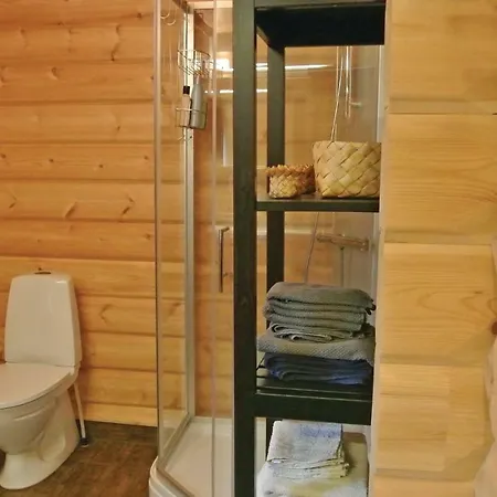 Hol With A Fireplace 02 בית נופש